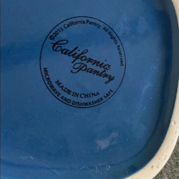 Gorgeous ceramic teapot & 2 cups new w/ 1 dot - Picture 7 of 11